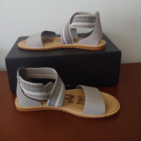 SOREL Ella Dove Leather Cross Ankle Sandals Size 9 NIB - Picture 7 of 8